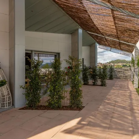 A Oliveira Appartement *